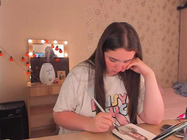 Alicenextdoor live webcam show