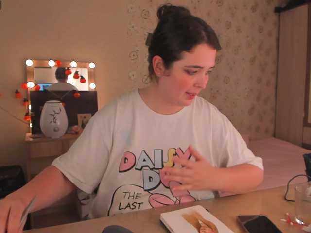 Alicenextdoor live webcam show