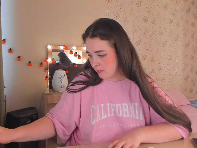 Alicenextdoor live cam on BongaCams