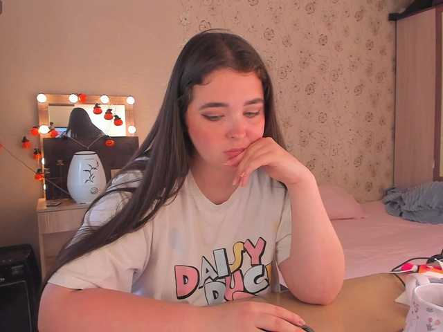 Alicenextdoor live webcam show