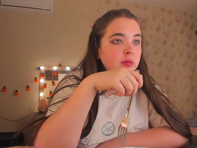 Alicenextdoor live cam on BongaCams