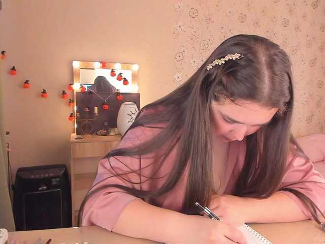 Alicenextdoor live cam on BongaCams