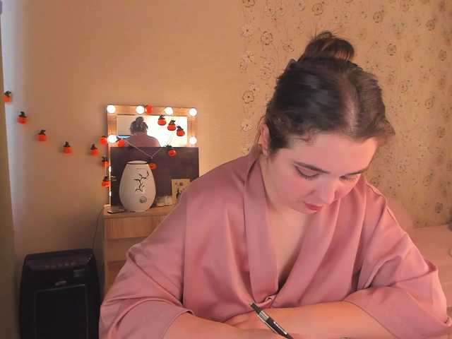 Alicenextdoor live webcam show