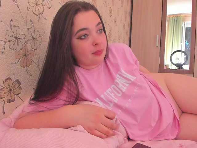 Alicenextdoor live cam on BongaCams