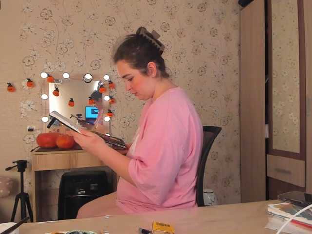 Alicenextdoor live cam on BongaCams
