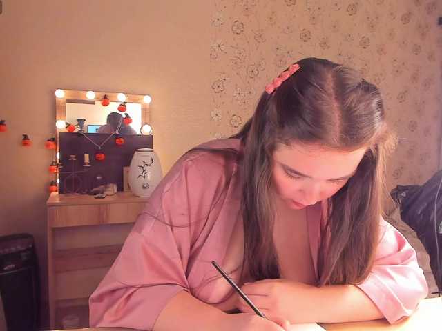 Alicenextdoor live cam on BongaCams