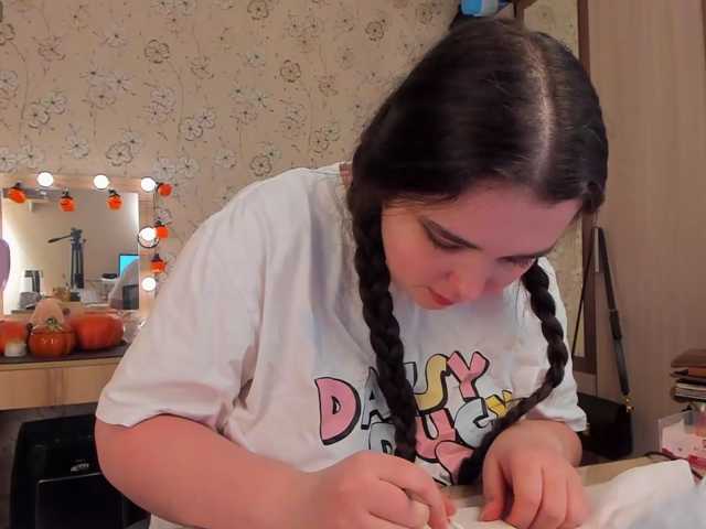 Alicenextdoor live cam on BongaCams