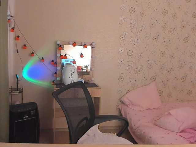 Alicenextdoor live cam on BongaCams