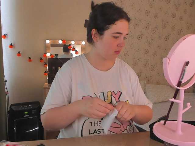 Alicenextdoor live cam on BongaCams