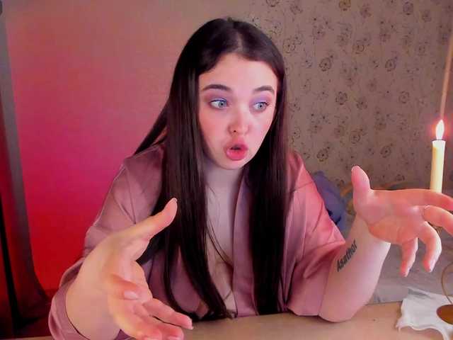 Alicenextdoor's BongaCams show and profile