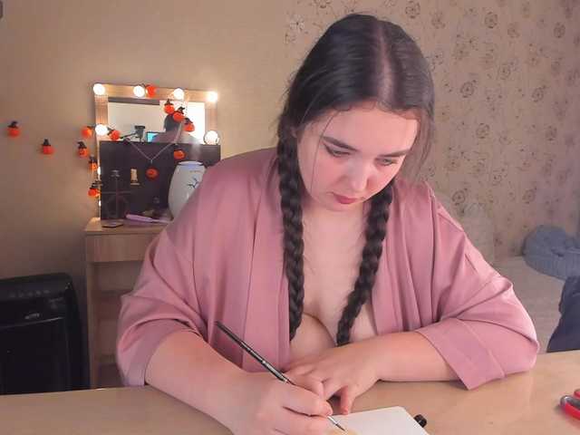 Alicenextdoor live cam on BongaCams
