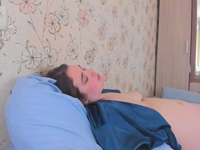 Alicenextdoor live cam on BongaCams