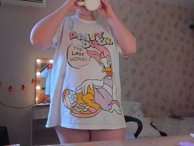 Alicenextdoor live cam on BongaCams