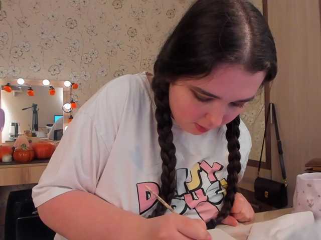 Alicenextdoor live cam on BongaCams