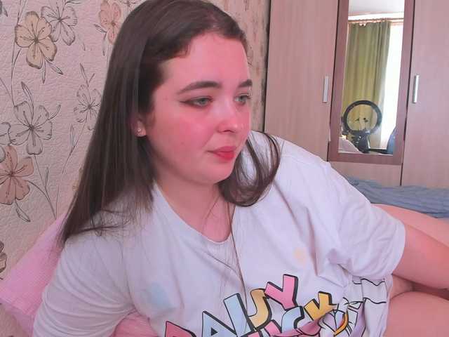 Alicenextdoor live cam on BongaCams