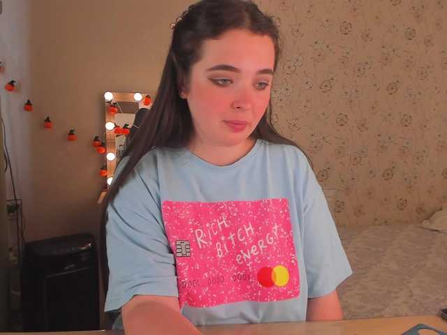 Alicenextdoor live cam on BongaCams