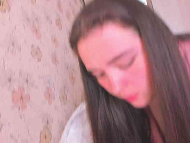 Alicenextdoor webcam