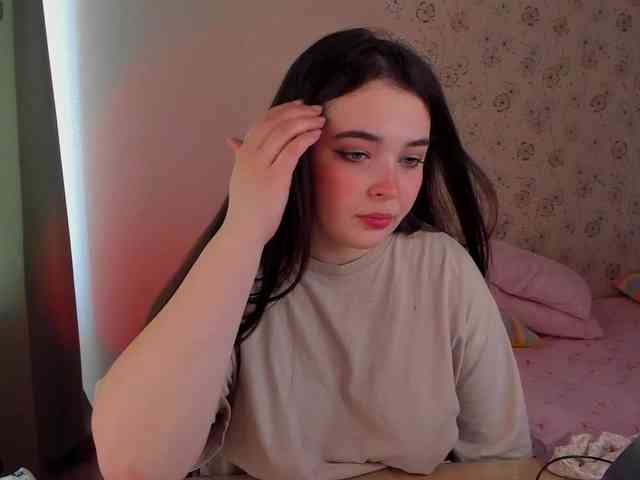 Alicenextdoor webcam