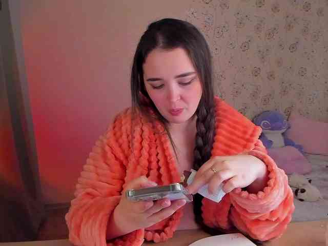 Alicenextdoor webcam