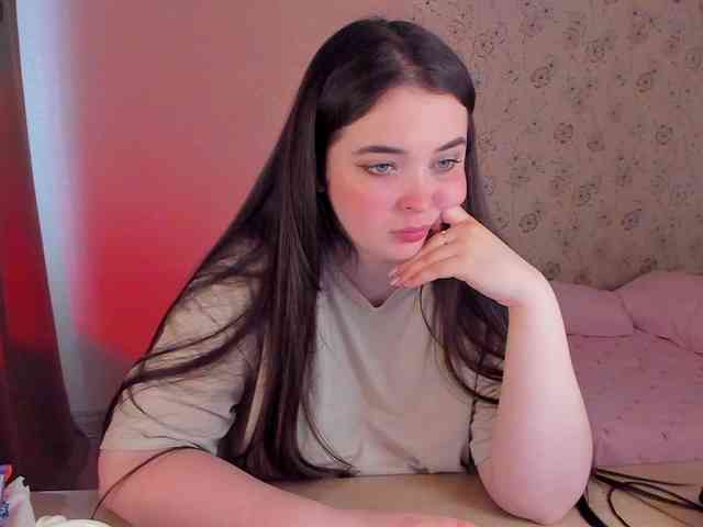 Alicenextdoor webcam