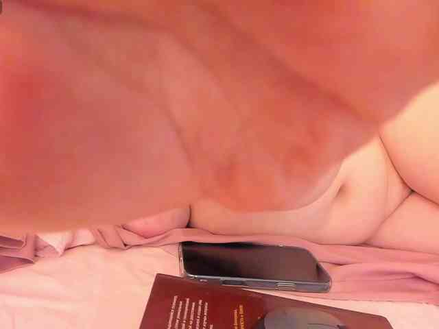 Alicenextdoor webcam