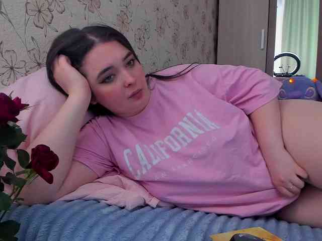 Alicenextdoor webcam