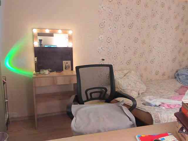Alicenextdoor webcam