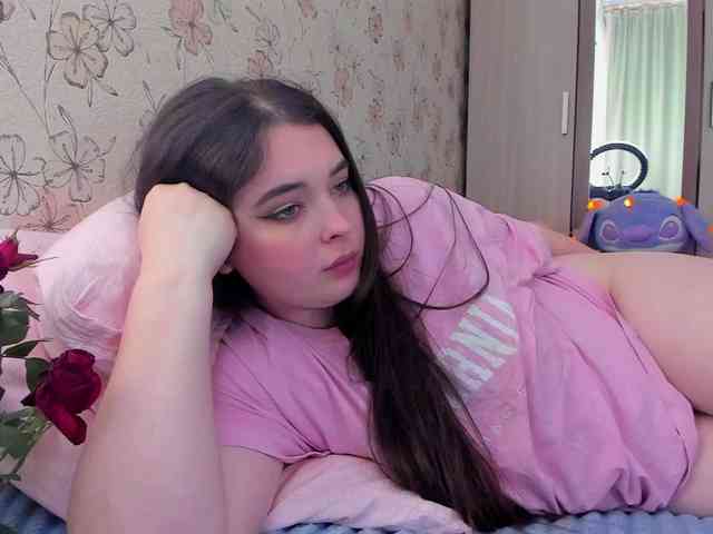 Alicenextdoor webcam