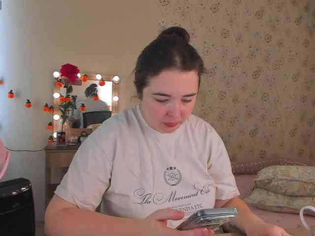 Alicenextdoor webcam