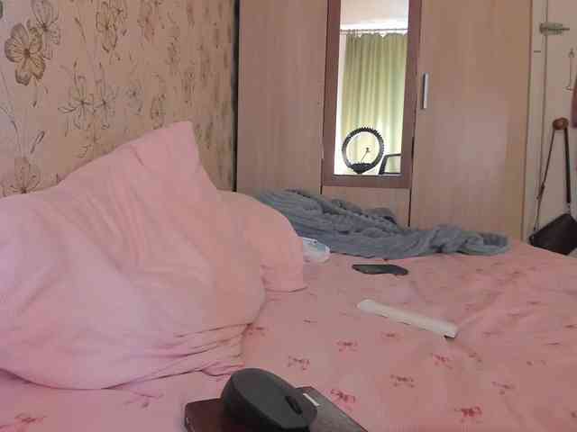 Alicenextdoor webcam
