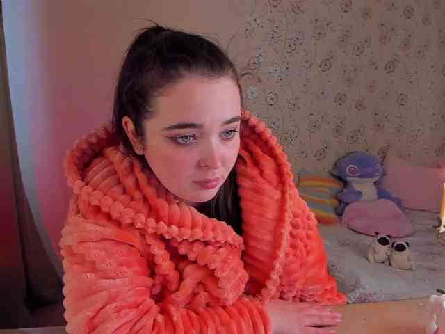 Alicenextdoor webcam