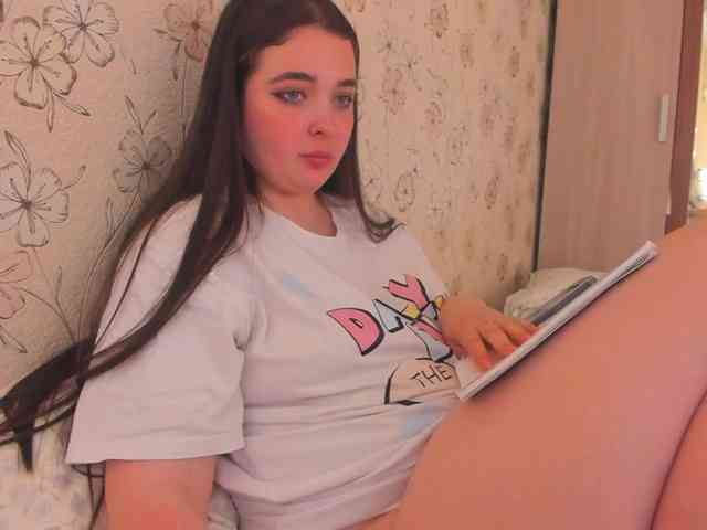 Alicenextdoor webcam