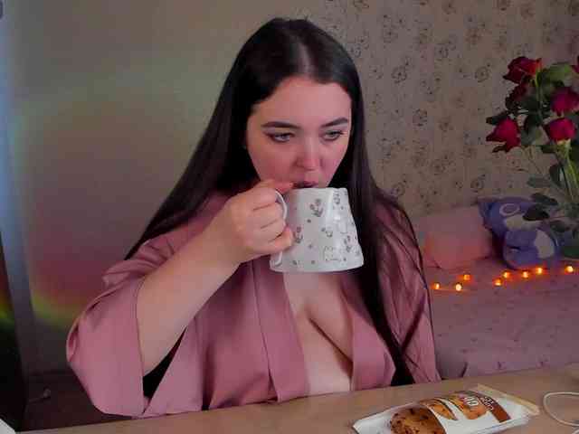 Alicenextdoor webcam