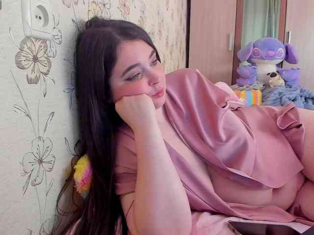 Alicenextdoor webcam