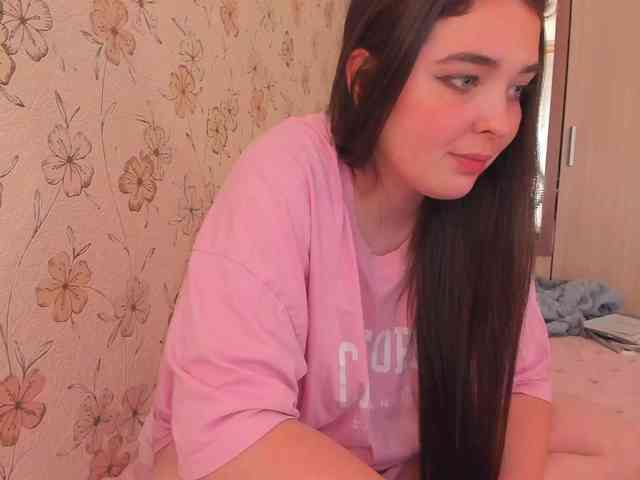 Alicenextdoor webcam
