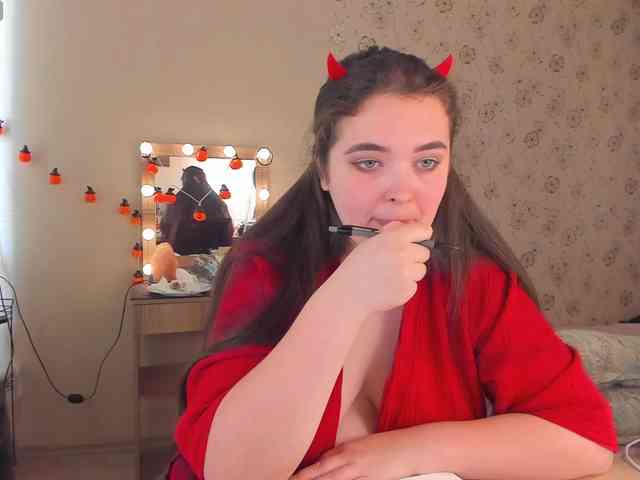 Alicenextdoor webcam