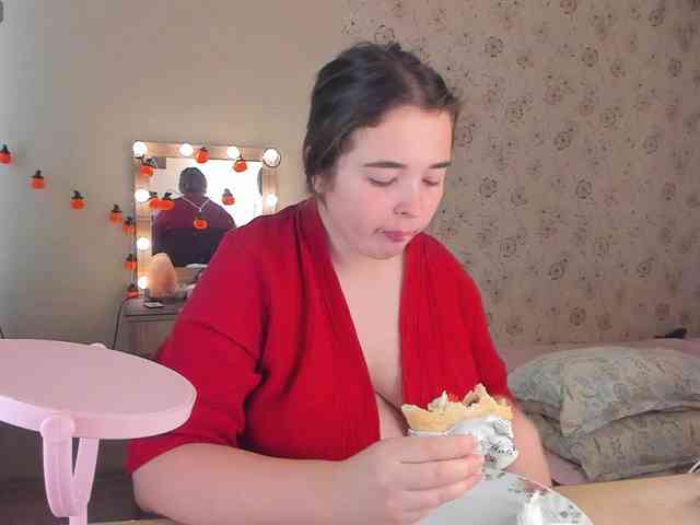 Alicenextdoor webcam