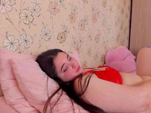 Alicenextdoor webcam