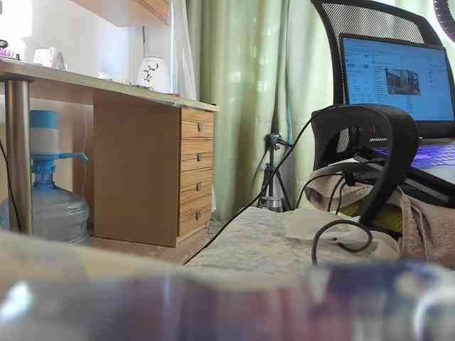 Alicenextdoor webcam