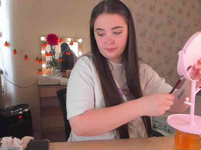 Alicenextdoor webcam