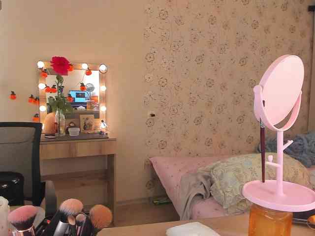 Alicenextdoor webcam