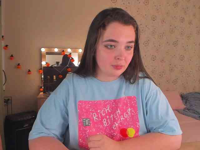 Alicenextdoor webcam