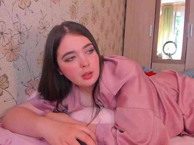 Alicenextdoor webcam