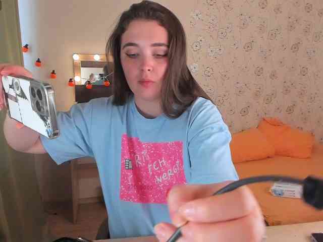 Alicenextdoor webcam