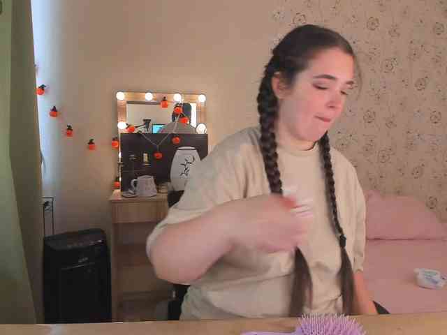 Alicenextdoor webcam