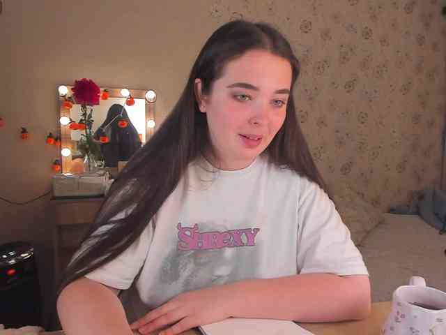 Alicenextdoor webcam
