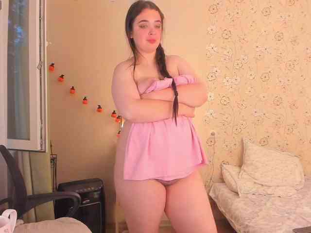 Alicenextdoor webcam