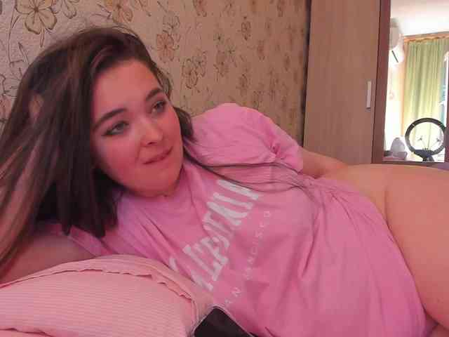 Alicenextdoor webcam