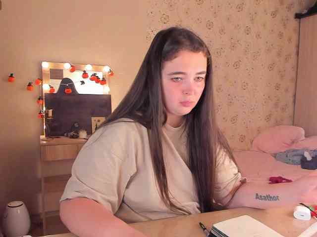 Alicenextdoor webcam