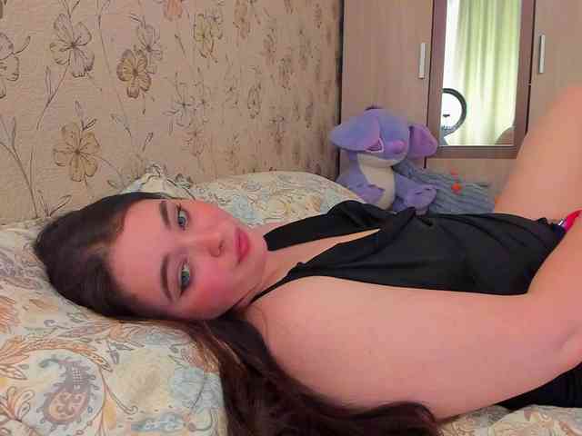 Alicenextdoor webcam